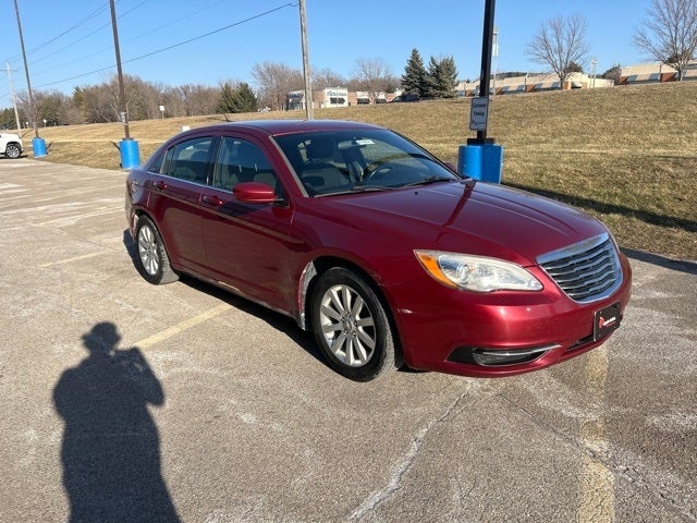 Used 2011 Chrysler 200 Touring with VIN 1C3BC1FB7BN521550 for sale in Northfield, Minnesota