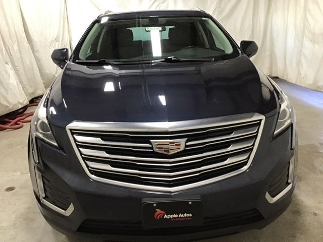 Used 2018 Cadillac XT5 Luxury with VIN 1GYKNDRS8JZ137023 for sale in Northfield, Minnesota
