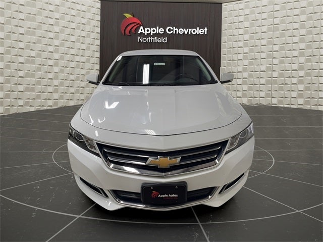 Used 2018 Chevrolet Impala 1LT with VIN 2G1105S33J9102269 for sale in Northfield, Minnesota