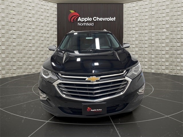 Used 2020 Chevrolet Equinox Premier with VIN 2GNAXYEXXL6190090 for sale in Northfield, Minnesota